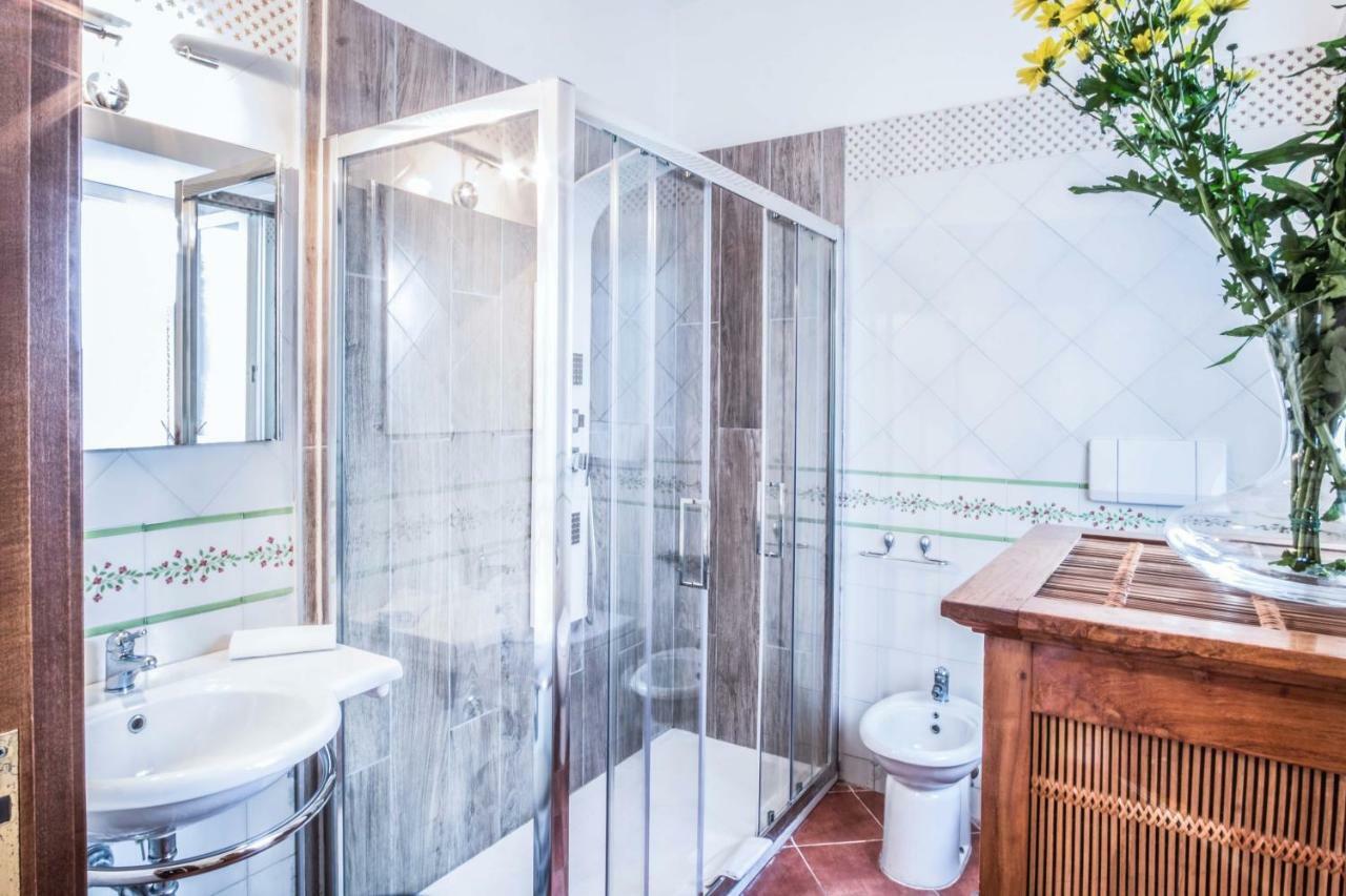 Amore Rentals - Maison Palazzo Correale Sorrento Eksteriør billede